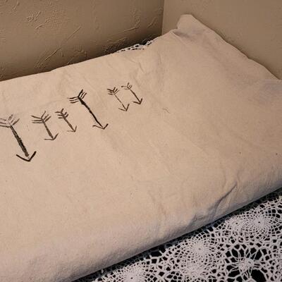 Lot 364: Kids Canvas Tent 104" Ã— 69"