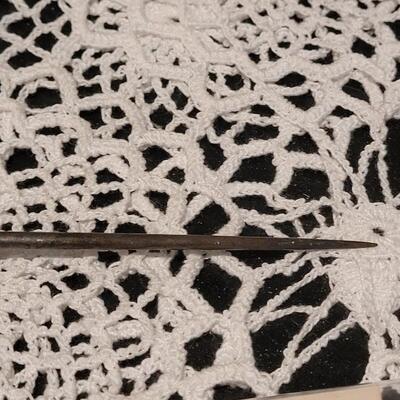Lot 371: Mixed Vintage/Antique Lot