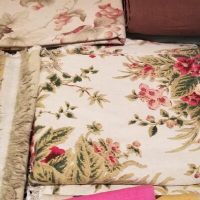 Lot 381: Fabric Lot