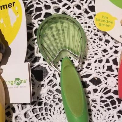 Lot 390: New Fun face Kitchen Utensils 