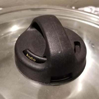 Lot 396: Wolfgang Puck Pressure Cooker, Pot with Lid and Omlette Pan Lot 