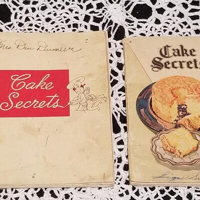 Lot 399: 1929 & 1941 Cake Recipes Books