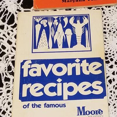 Lot 406: Vintage Cookbook Lot