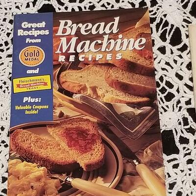 Lot 406: Vintage Cookbook Lot