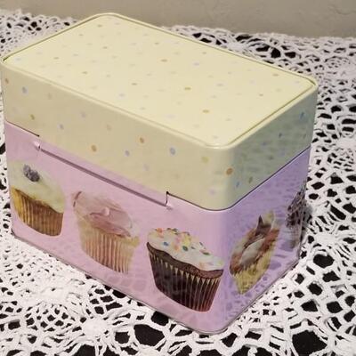 Lot 408: Cupcake Recipe box filled with Cupcake Recipes 