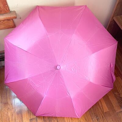 PINK UMBRELLA W/ WOODEN DUCK HANDLE