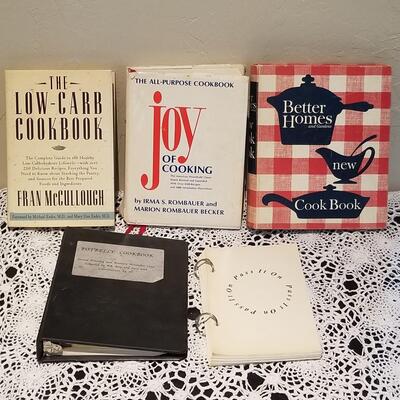 Lot 412: Vintage Cookbooks Lot