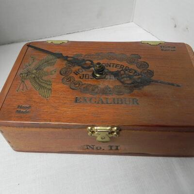 LOT 207  MINERS LAMP & WOODEN CLOCK