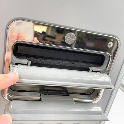 2002 APPLE POWER MAC G4 TOWER (M8570) - SILVER