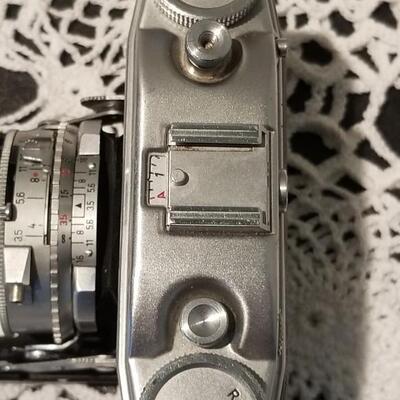 Lot 419: Ansco Regent 35mm Camera