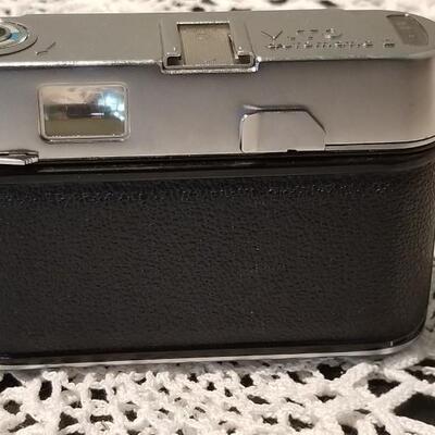 Lot 421:  Vintage Vito Automatic 35mm Camera with Case