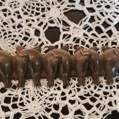 Lot 431: Pig Tushies Keys Holder 