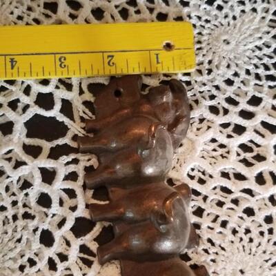 Lot 431: Pig Tushies Keys Holder 