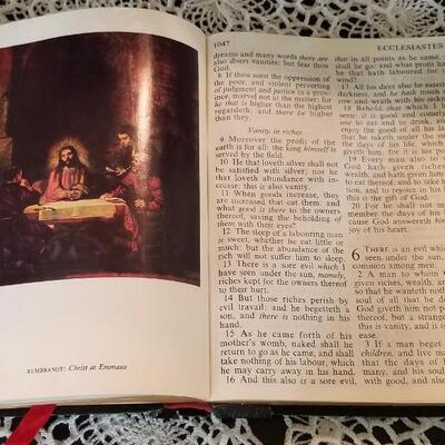 Lot 438: the Holy Bible Giant Print Edition- Has some tears