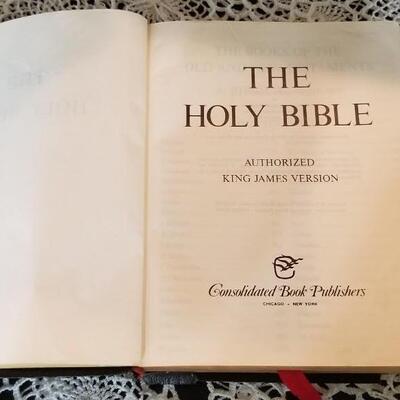 Lot 438: the Holy Bible Giant Print Edition- Has some tears