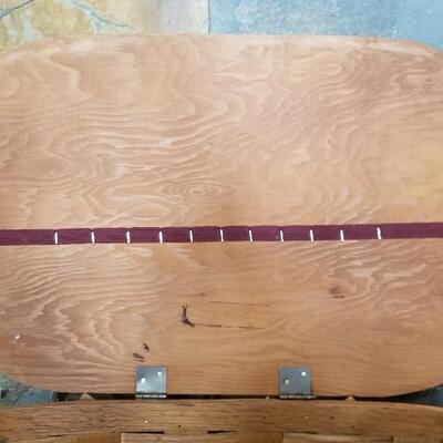 Lot 445: Vintage Picnic Basket