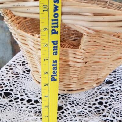 Lot 446: (2) Large Light Colored Baskets