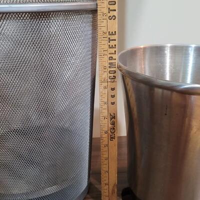 Lot 468: (3) Metal Office Wastebaskets