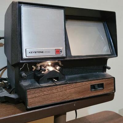 Lot 472: Vintage KEYSTONE 200 Illuminated Viewer WORKS