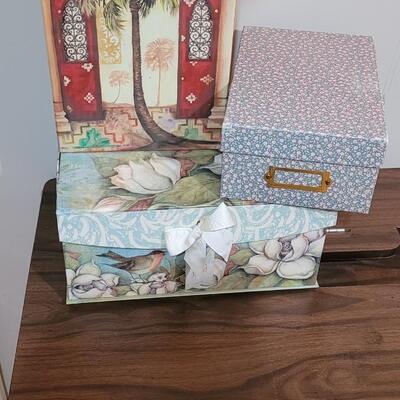 Lot 473: (3) Assorted Size Deco Storage Boxes 