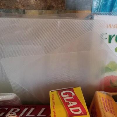 Lot 491: Food Wrap Lot