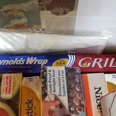 Lot 491: Food Wrap Lot