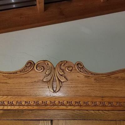 Lot 493: Antique 1 piece Hutch