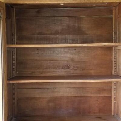 Lot 493: Antique 1 piece Hutch