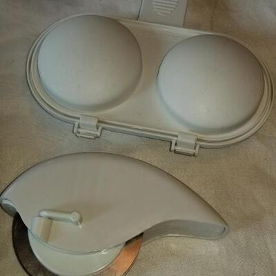 Lot 495: Kitchen Gadgets Lot