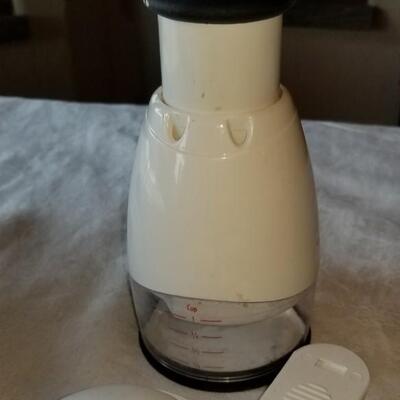 Lot 495: Kitchen Gadgets Lot
