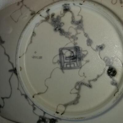 Lot 497: Soaps, Ceramic soap dish, Stainless soap dishes & Cat Scrubber 