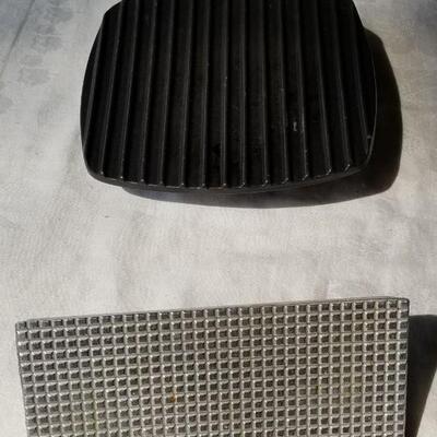 Lot 507: Meat Presses
