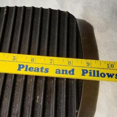 Lot 507: Meat Presses