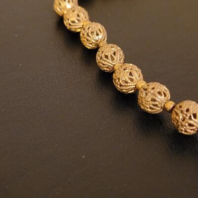 Lot 517: Costume Gold Necklaces