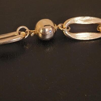Lot 517: Costume Gold Necklaces