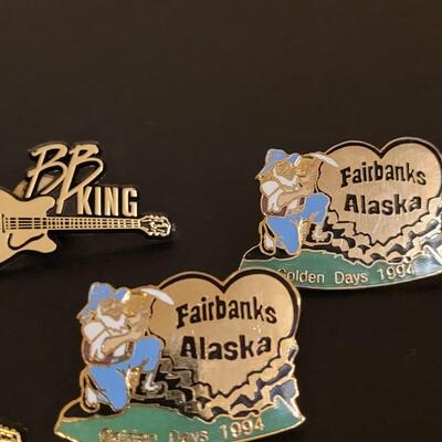 Lot 518: Pin Lot 