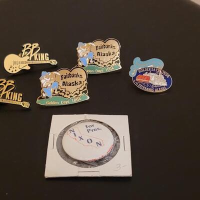 Lot 518: Pin Lot 