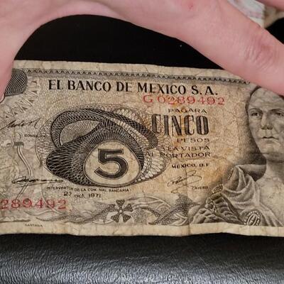 Lot 520: Foreign Money