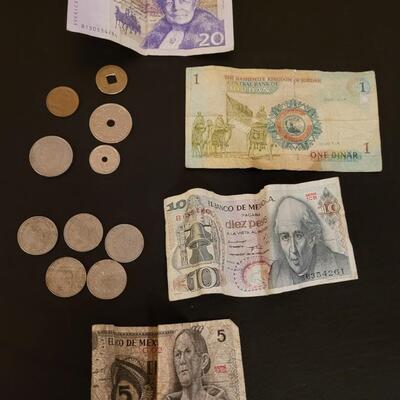 Lot 520: Foreign Money