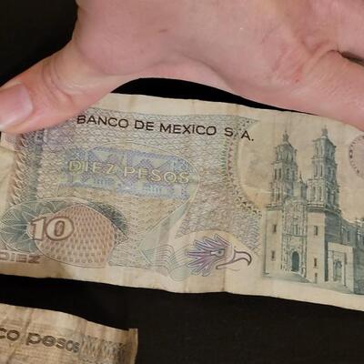 Lot 520: Foreign Money