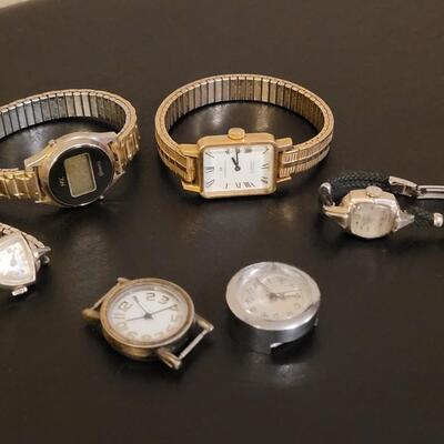 Lot 521: Watch Lot - not working 