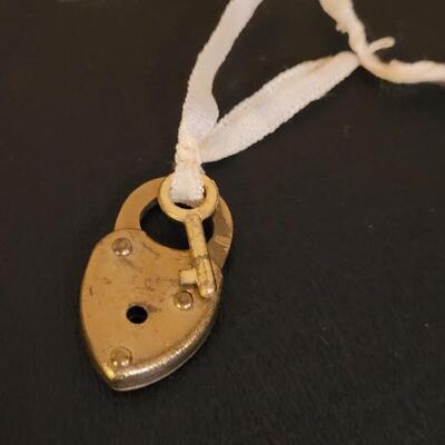 Lot 522: Locks & Skelton Keys