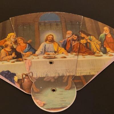 Lot 527: Vintage Lord's Supper Fan