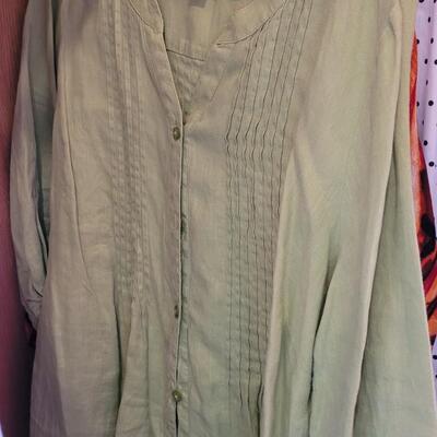 Lot 531: Ladies Clothing Lot A - size xl and xxl 