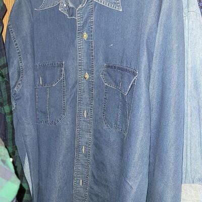 Lot 532: Ladies Clothing Lot B 