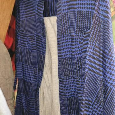 Lot 532: Ladies Clothing Lot B 