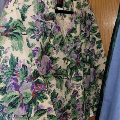 Lot 532: Ladies Clothing Lot B 