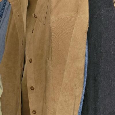 Lot 533: Ladies Clothing Lot D