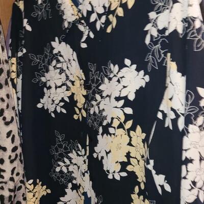 Lot 534: Ladies Clothing Lot C  
