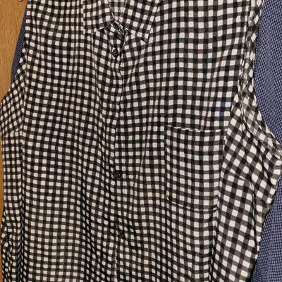 Lot 535: Ladies Clothing Lot E